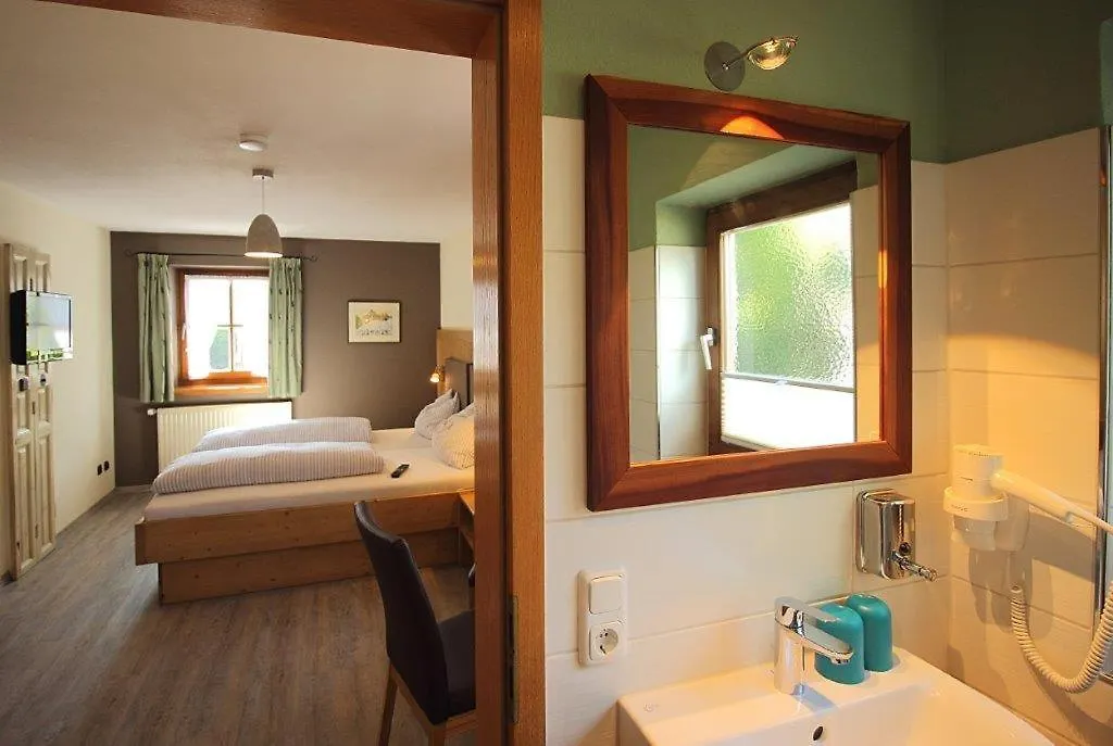Gästehaus Alpin Bergen  3*, Bergen (Bavaria) Deutschland